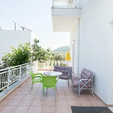 Alexios Apartman Páhisz