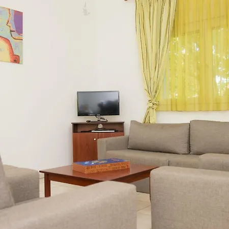 Apartman Alexios Páhisz