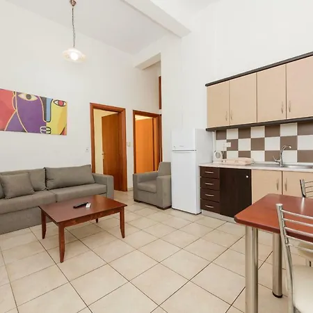 Alexios Apartman Páhisz